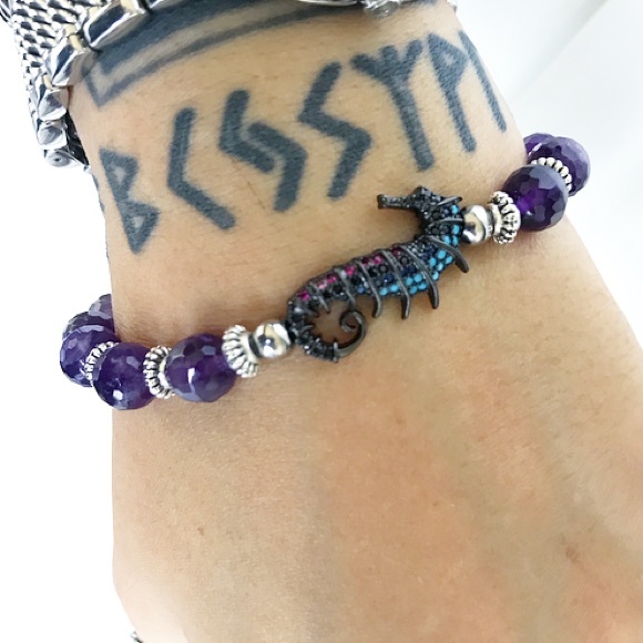 Genuine faceted amethyst & cz seahorse bracelet - Picture 5 of 8